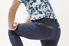 全方向に伸びる8WAYストレッチパンツ