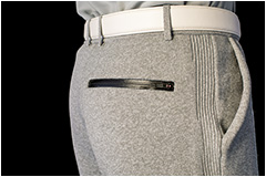 ストレスフリーな着心地が魅力のニットパンツ。ポケット部もデザイン性があり、カジュアルさがほどよく、シーンレスに活躍する本命パンツ。