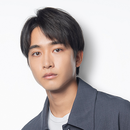 俳優／佐藤寛太