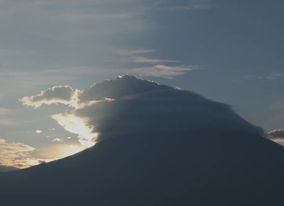 KAZUNOBU YANAGIHARA Hiker`s Story 写真