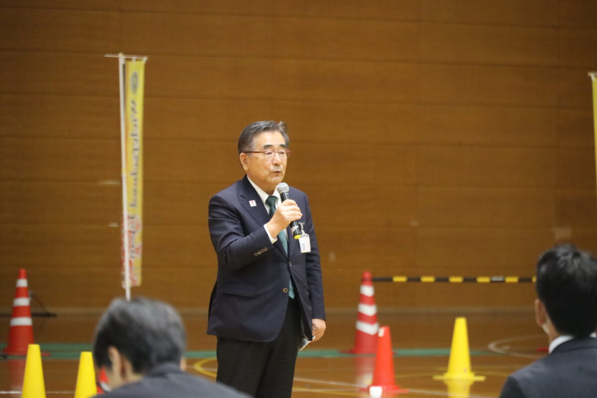 次回開催地として紹介された愛媛県大洲市の二宮隆久市長