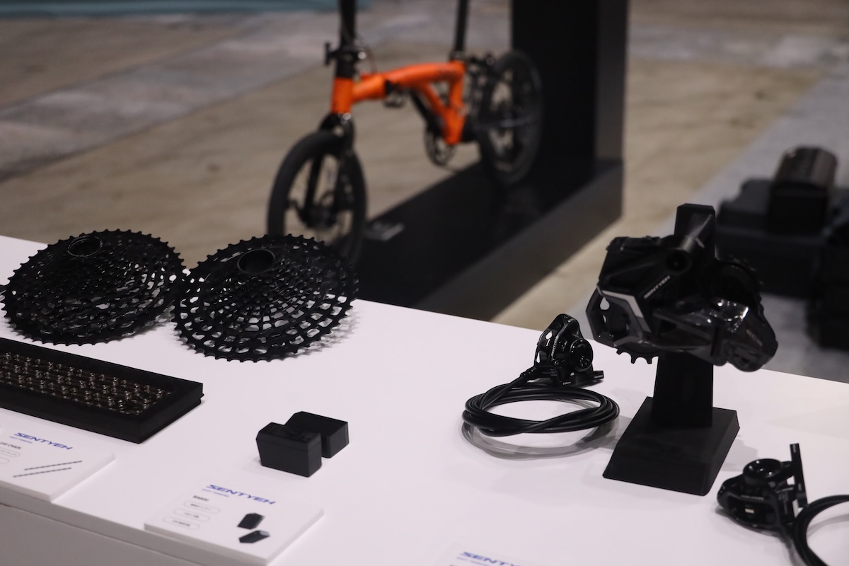 おいらののブースに展示されたSENTYEH ECS PRO搭載の完成車